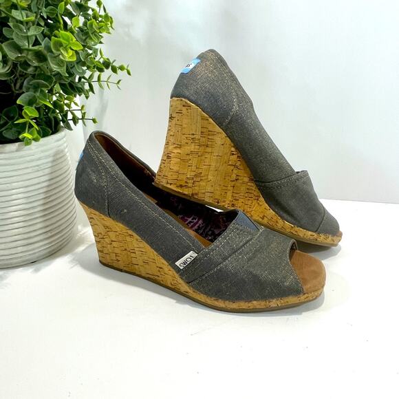 Toms Wedge Sandals Peep Toe Corklike Heel Blue Jean Women’s Shoes Size 9 1/2 - Picture 4 of 15